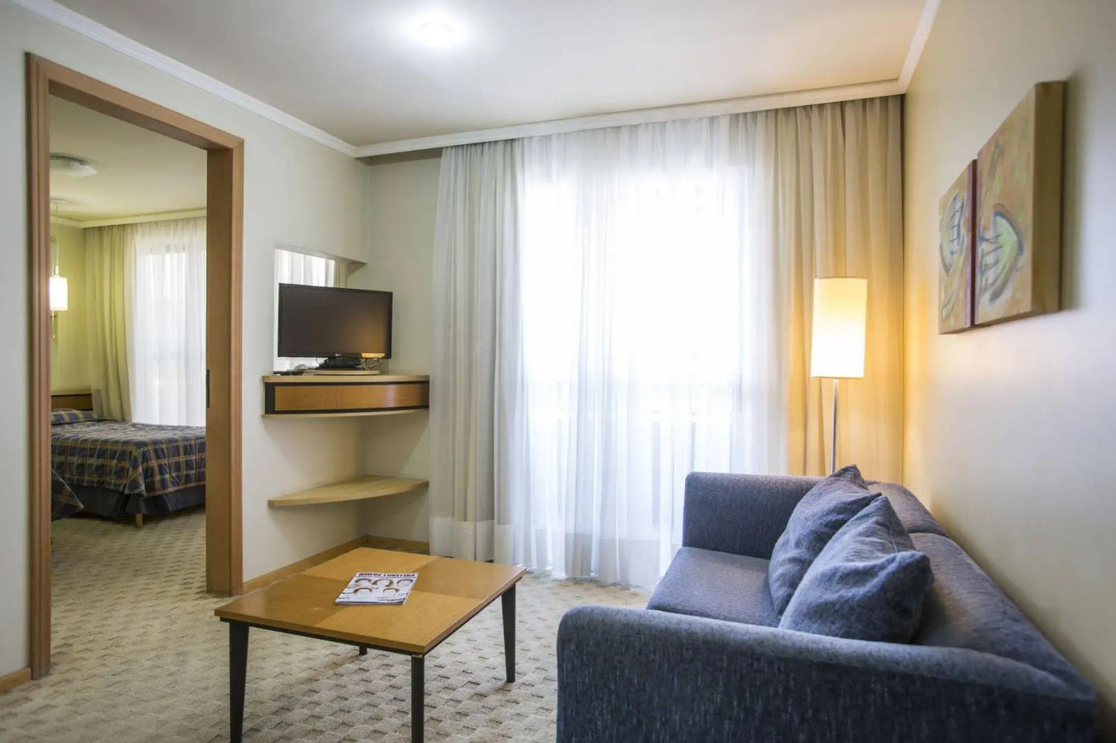 Astron Suítes São José dos Pinhais by Nobile