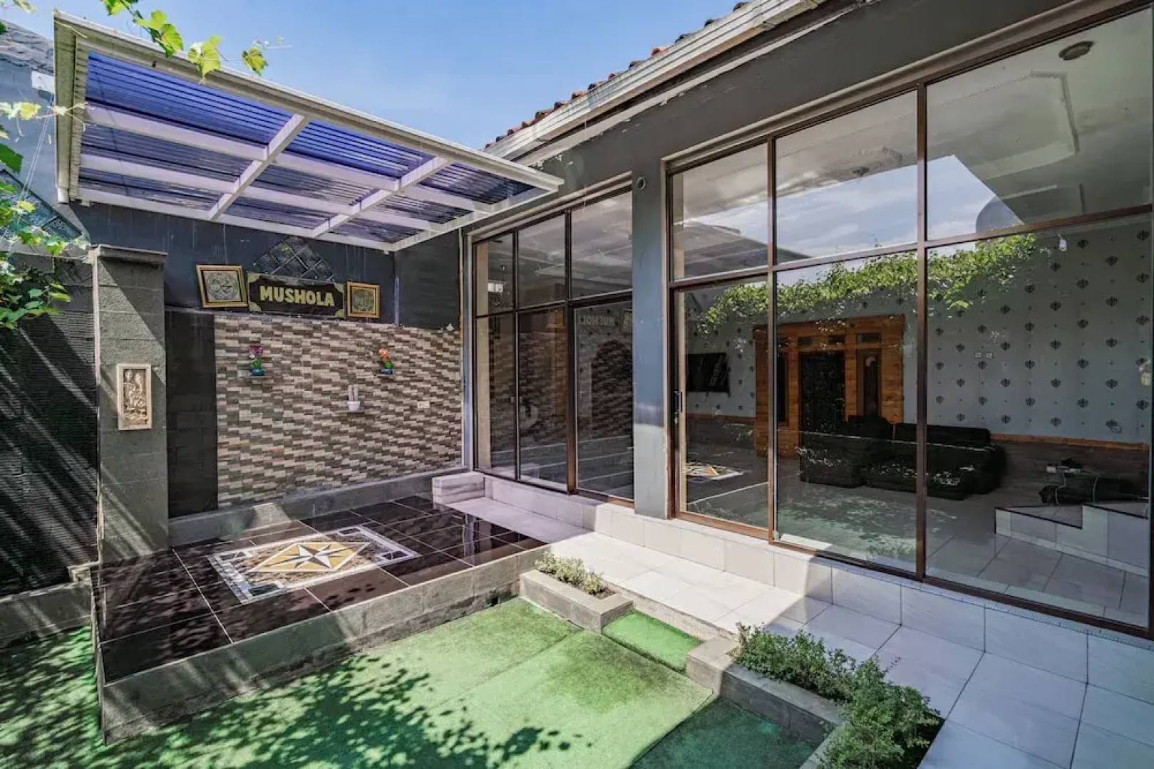 Hotel O Ar Guest House Syariah