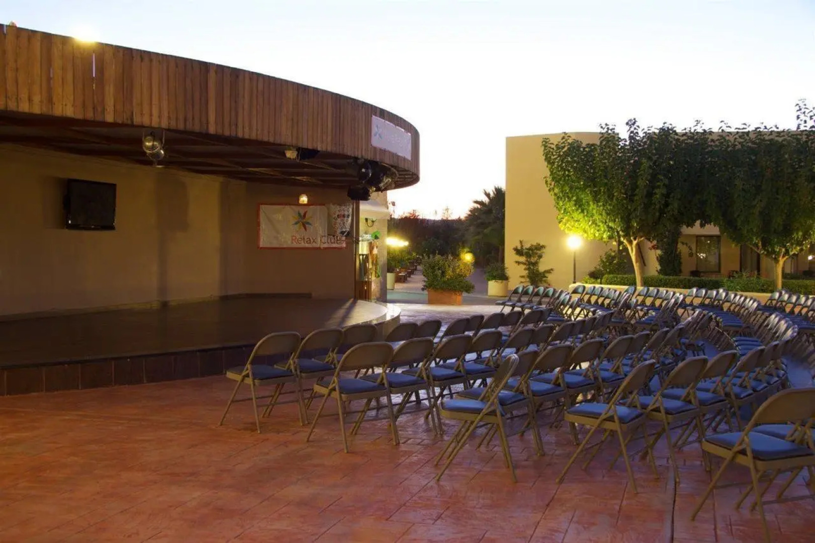 Solimar Aquamarine Resort