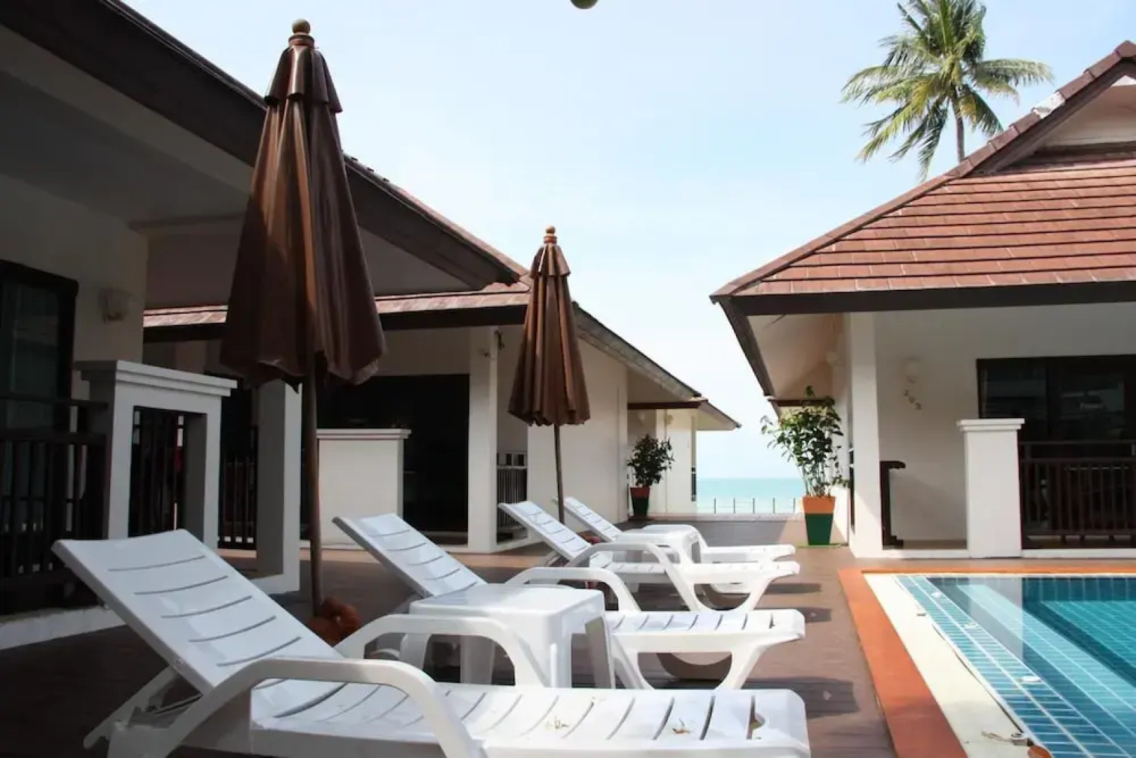 Fanari Khaolak Resort (Fanari Seafront Wing)