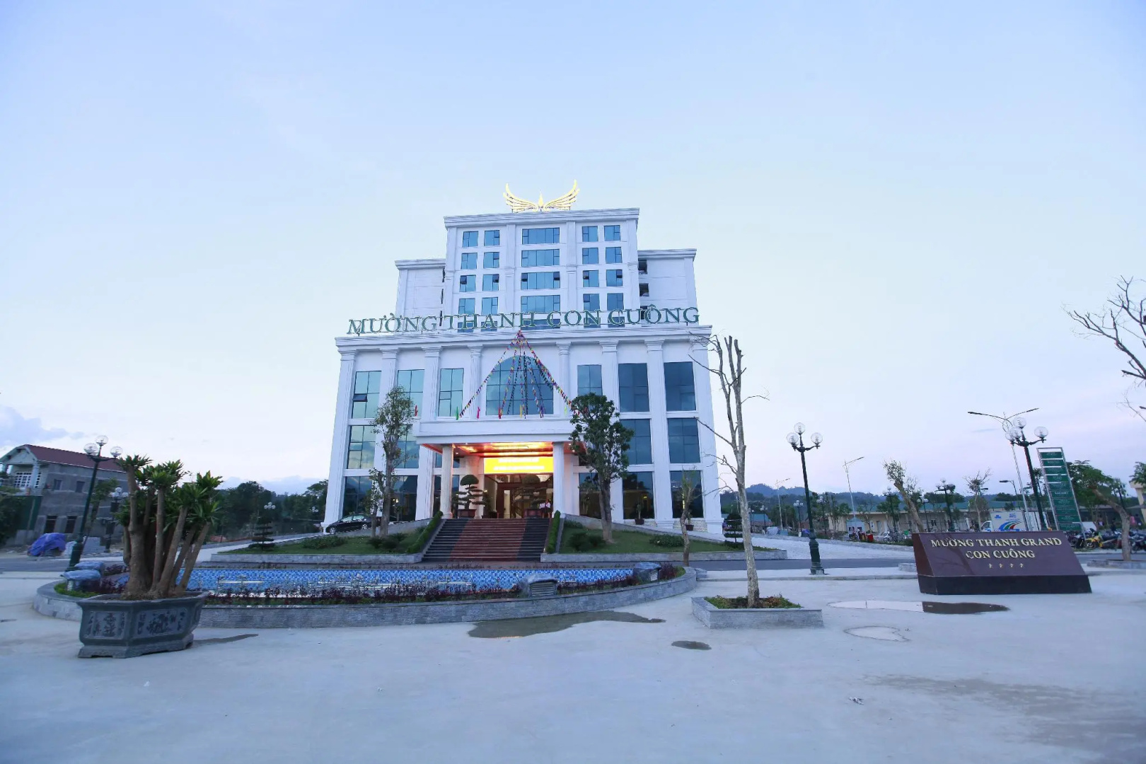Muong Thanh Holiday Con Cuong