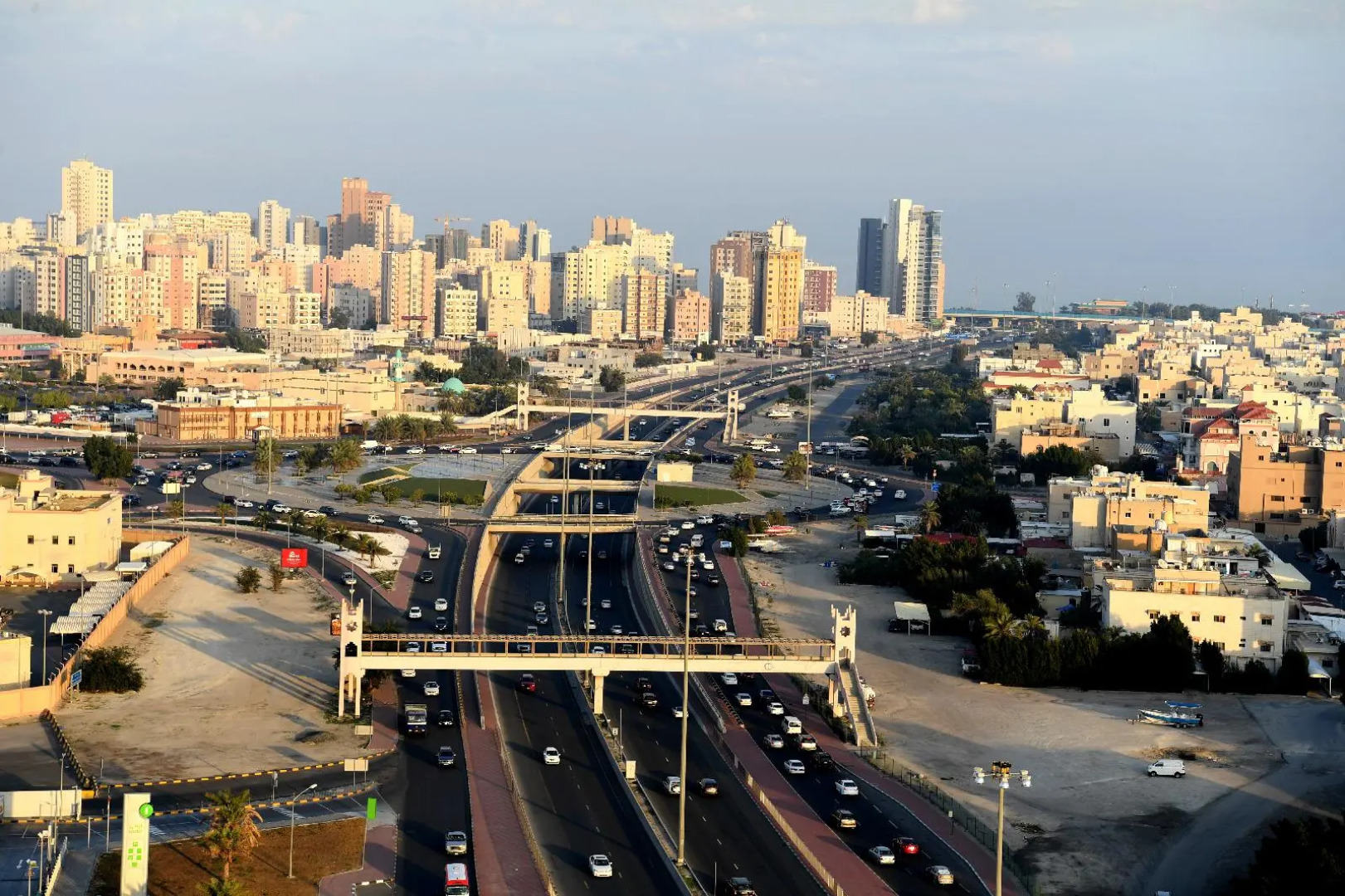 Continental Salmiya Suite
