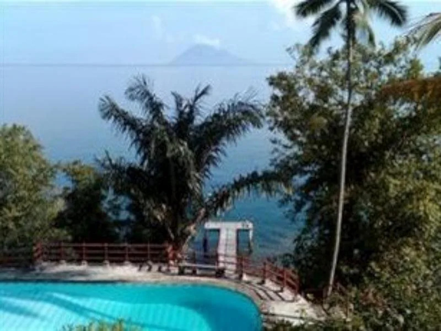 Manguni Terrace Resort