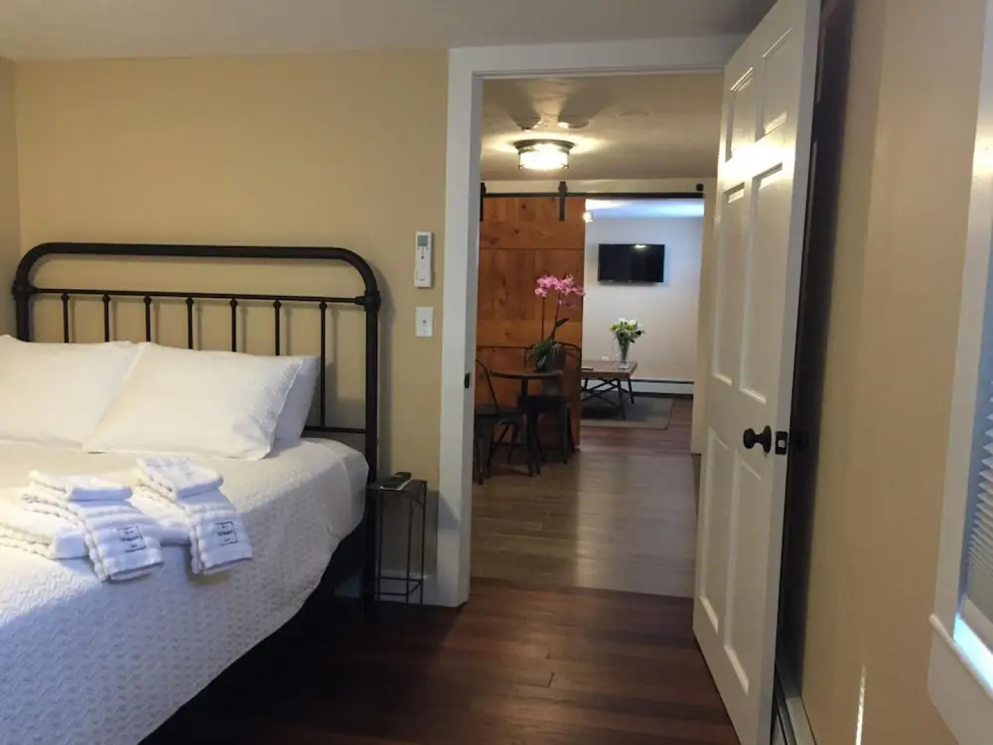 Sea Street Inn