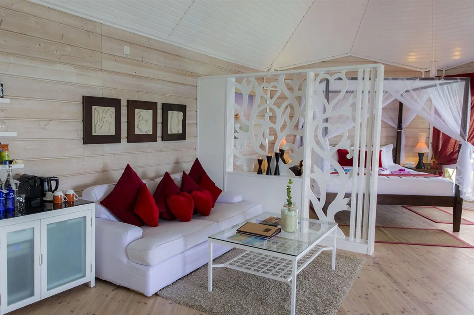 Kuredu Island Resort & Spa