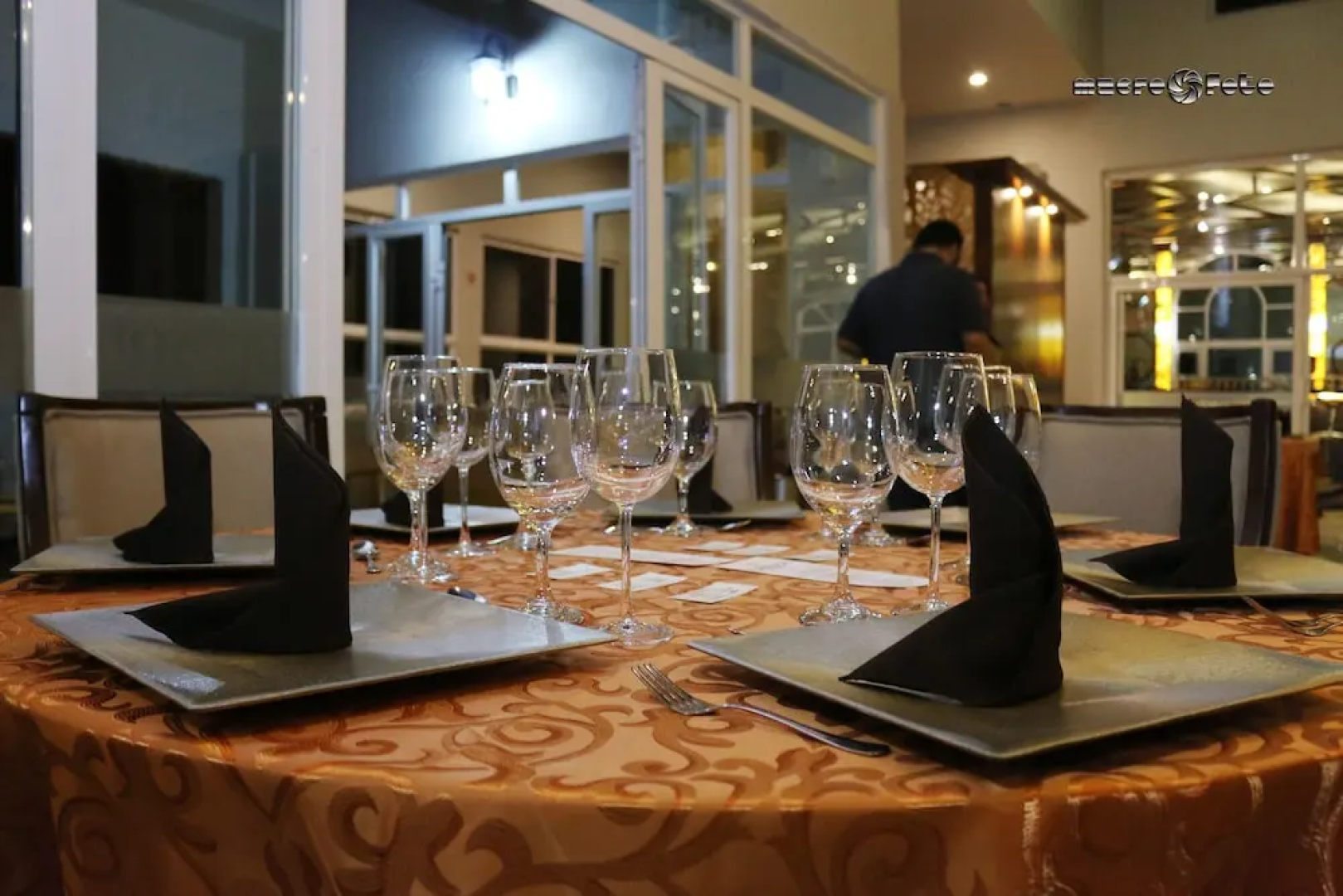 Centriplaza Hotel Suite & Spa