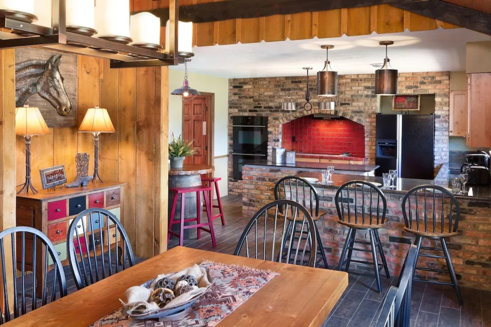 Rock Crest Lodge And Cabins