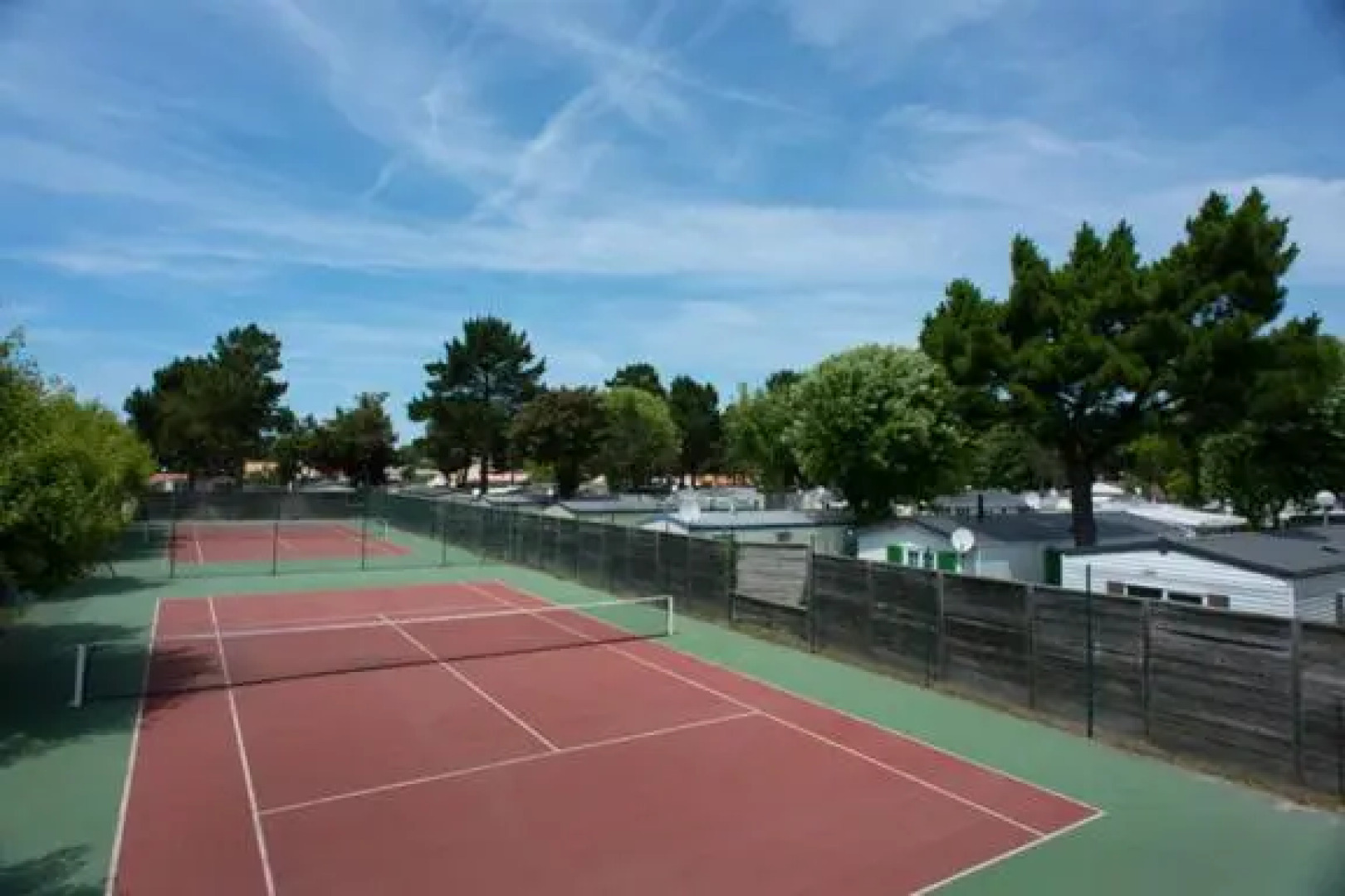 Charmant mobile-home 6 personnes - Camping 4*