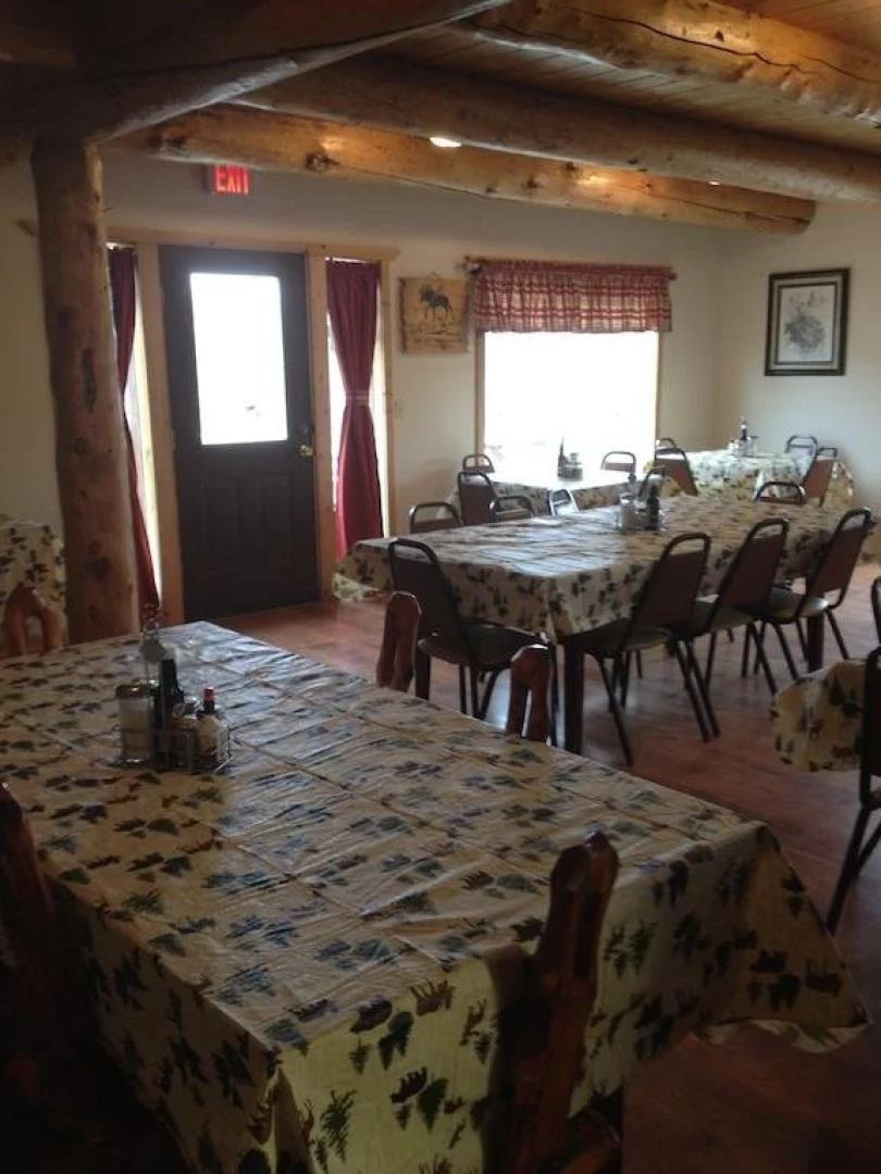 Montanas Duck Lake Lodge