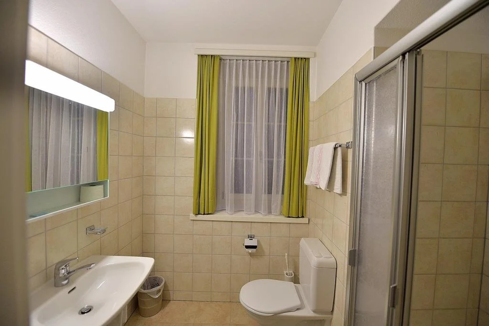 Hotel Biobistro Semadeni