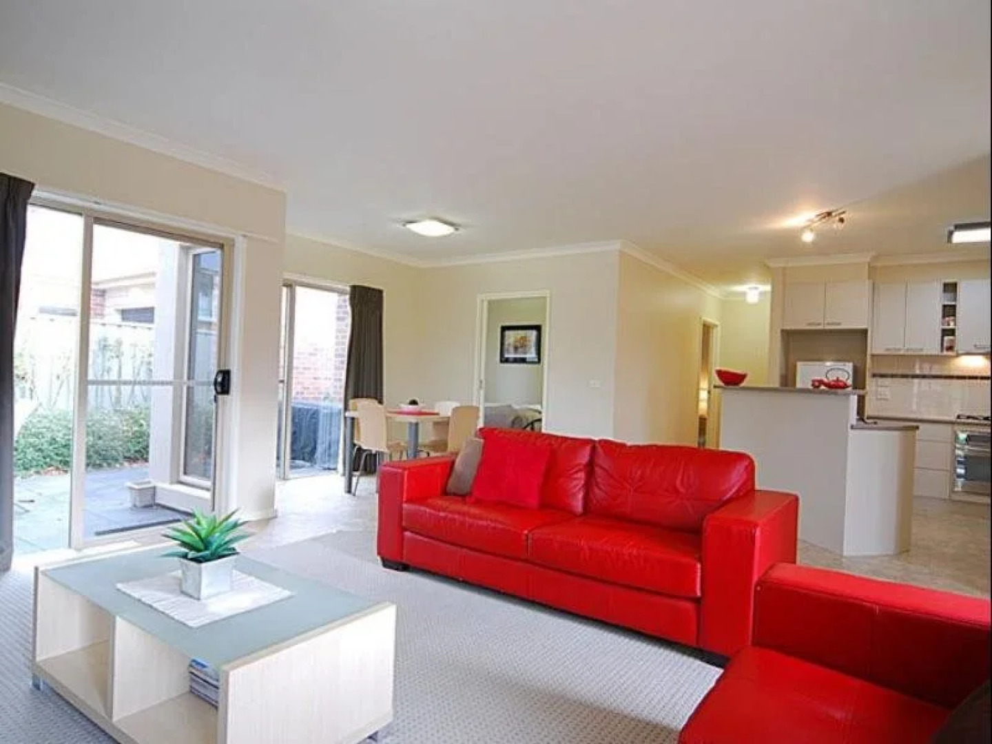 Allingham Complex Serviced Apartments - Disabled Friendly
