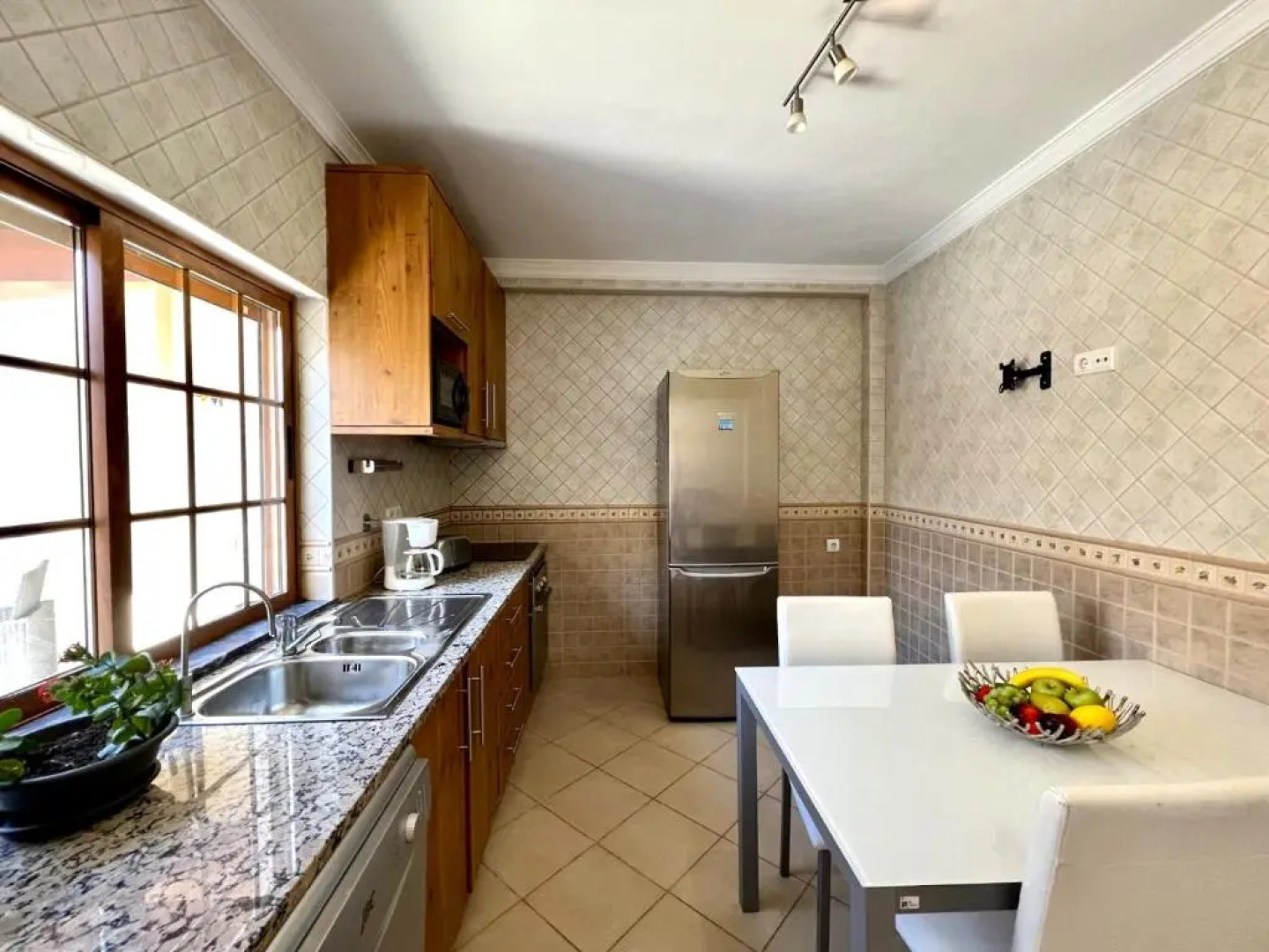 Loulé Central House by Homing