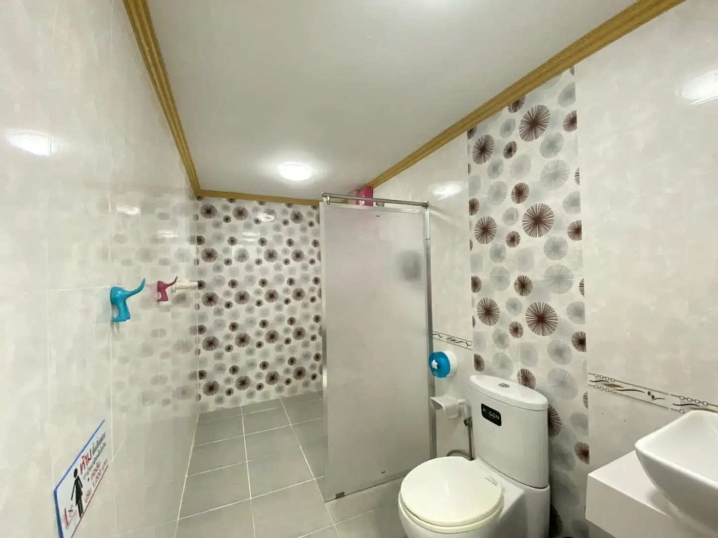 Riverside Hill Resort & Restaurant