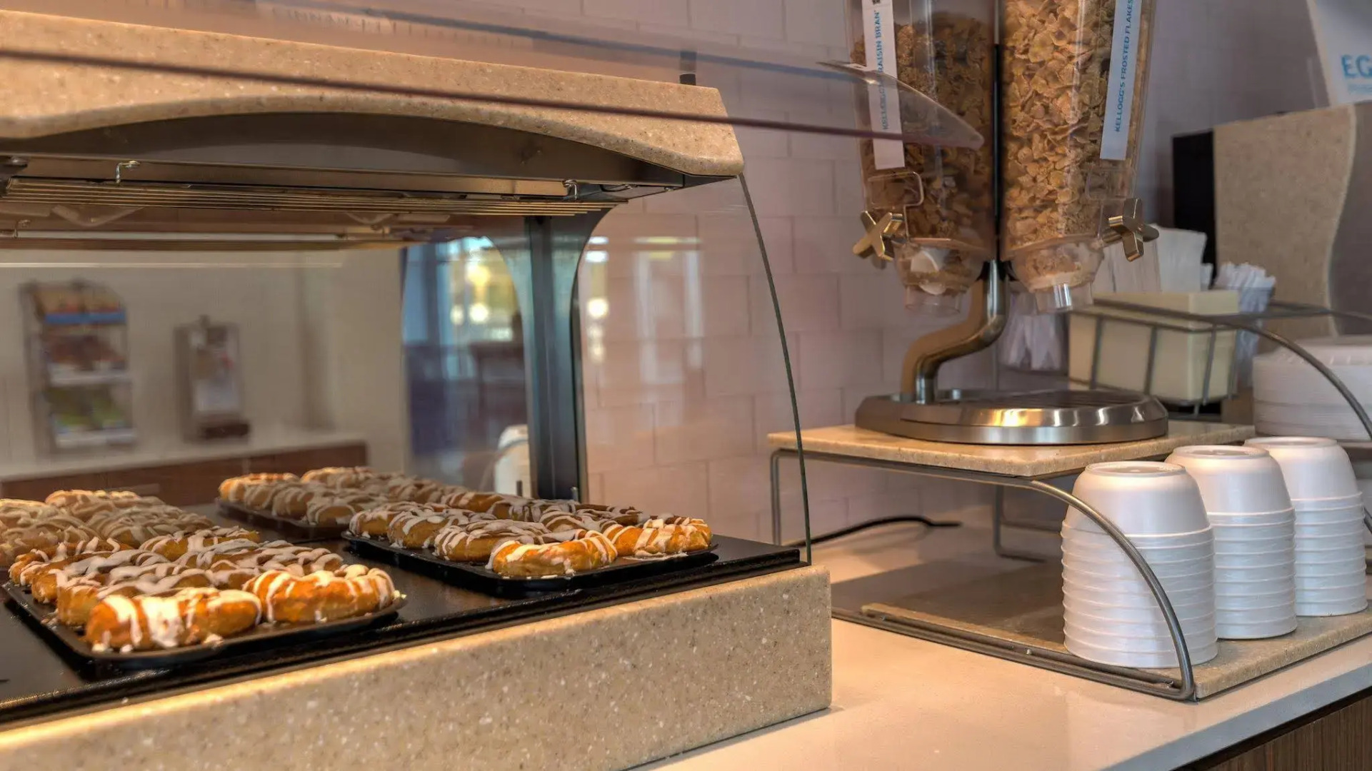 Holiday Inn Express & Suites Tulsa Midtown by IHG