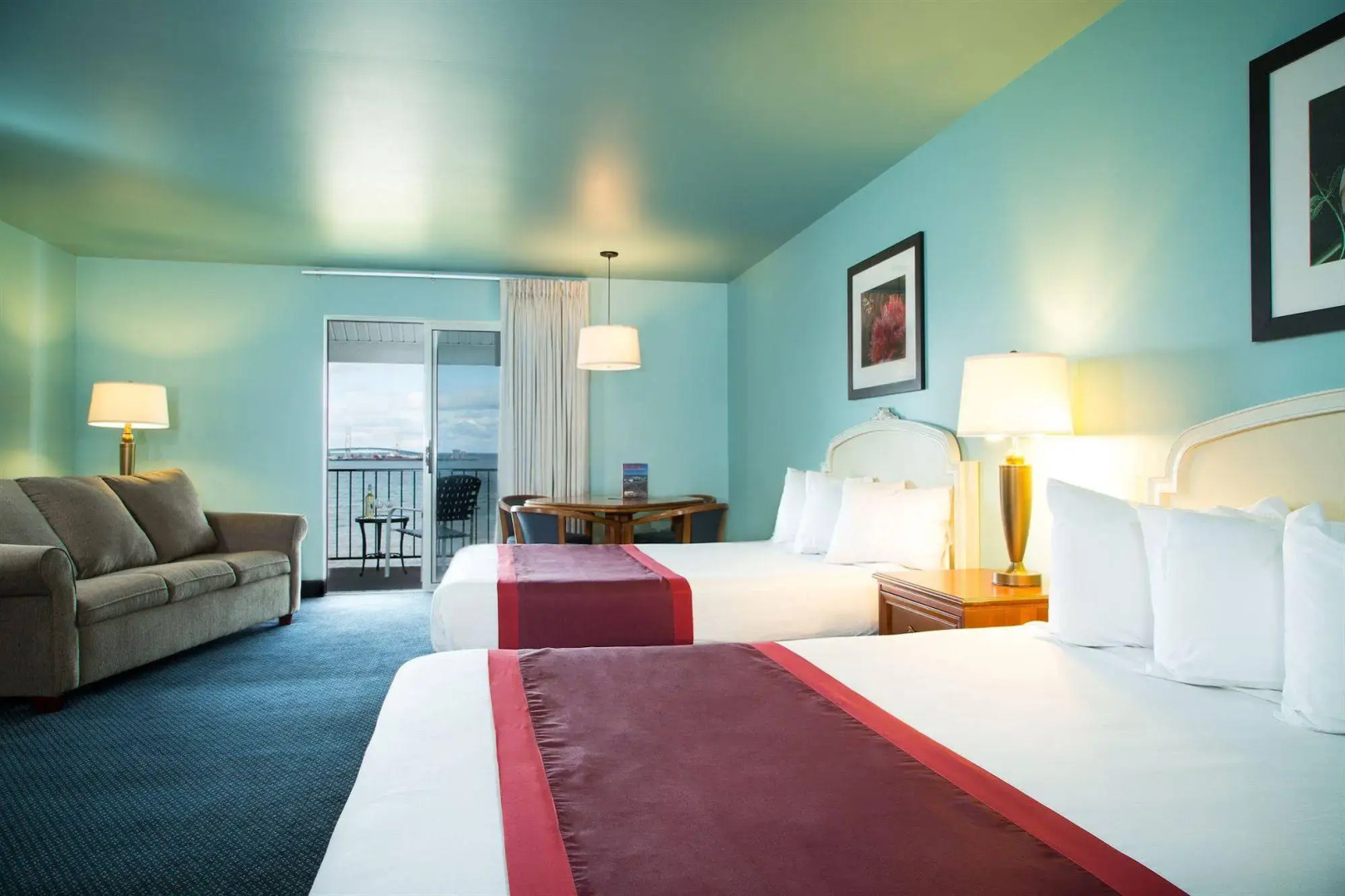 Clearwater Lakeshore Motel