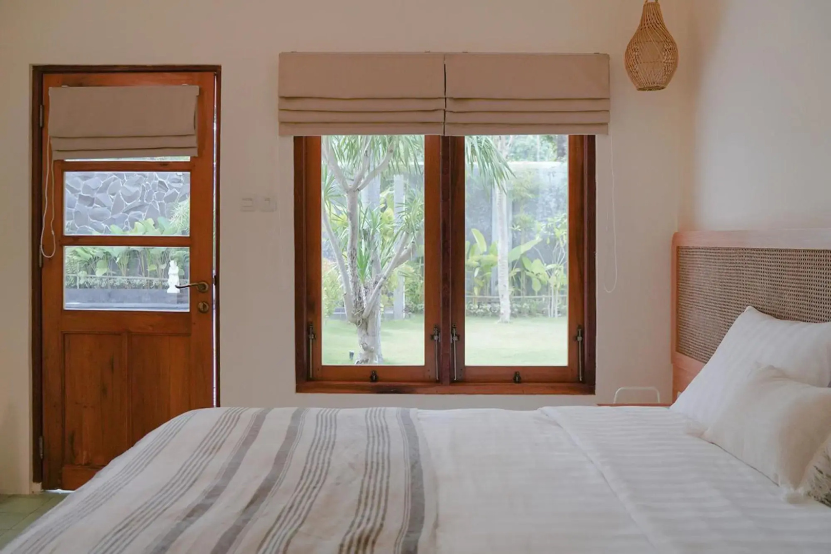 Airy Eco Pantai Senggigi Lombok