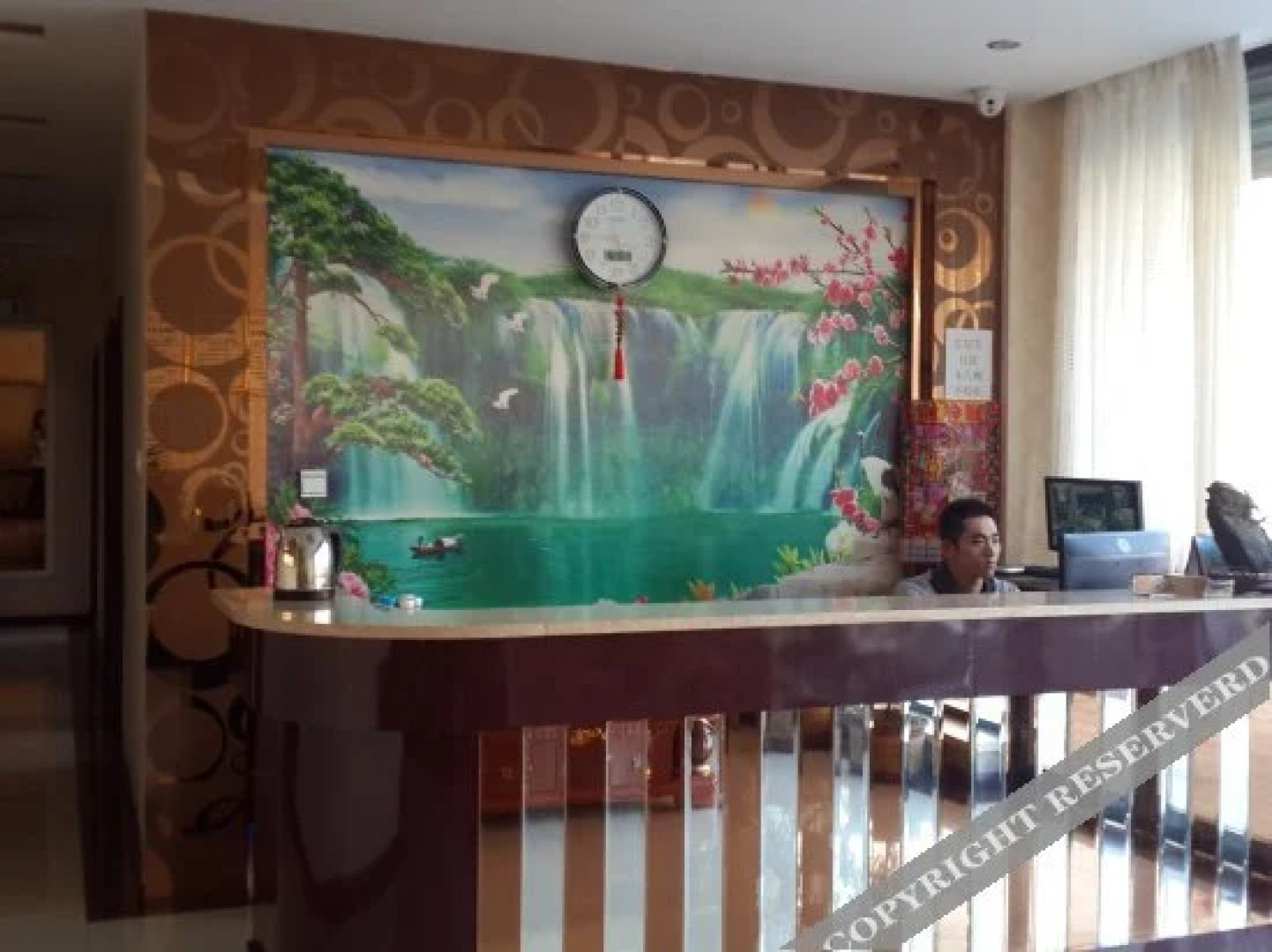 Huanren Xiang Jiang Business Hotel