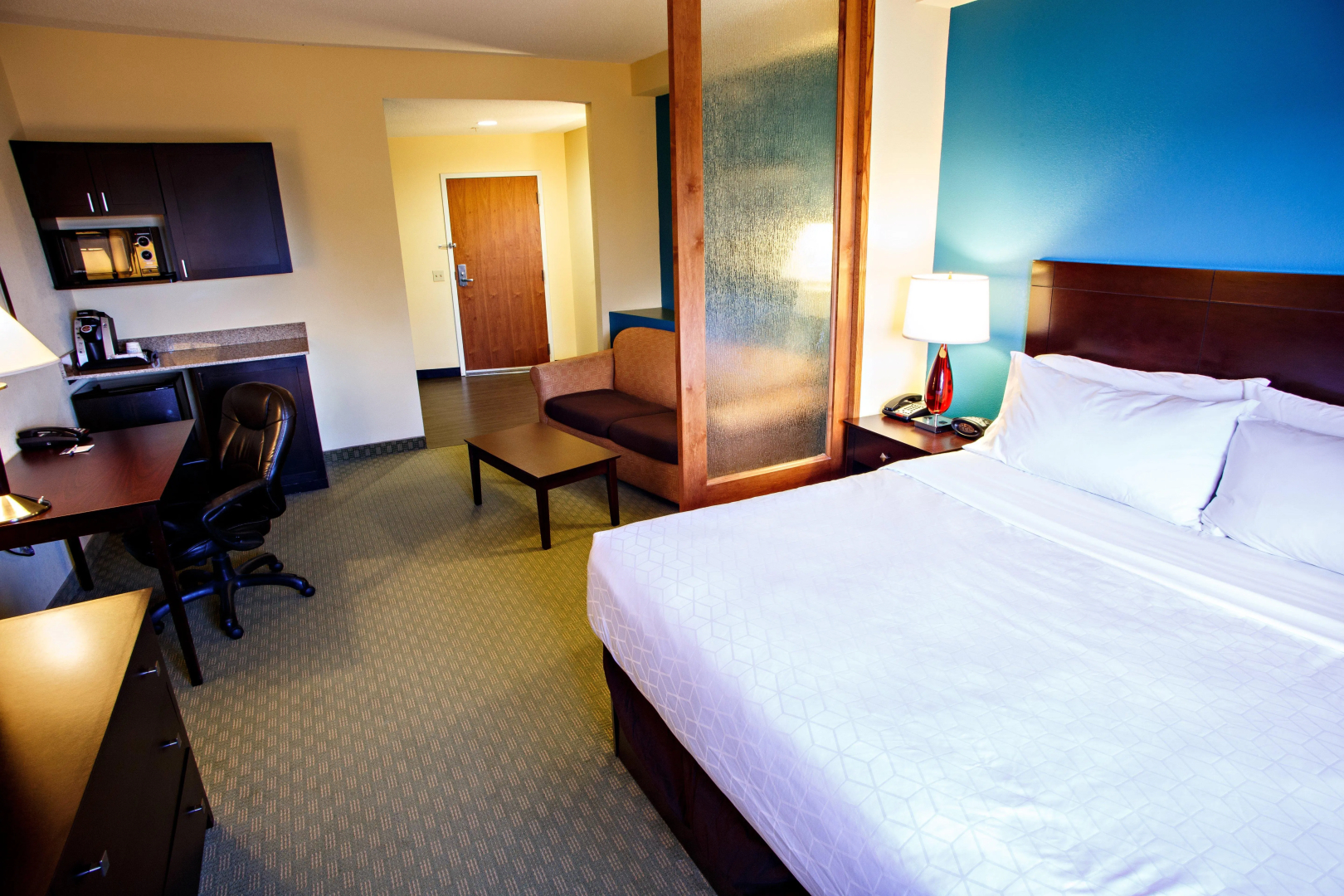 Holiday Inn Express Hotel & Suites Harrisburg West by IHG