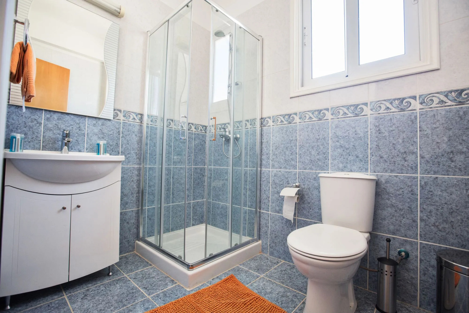 Shaye Frontline Villa