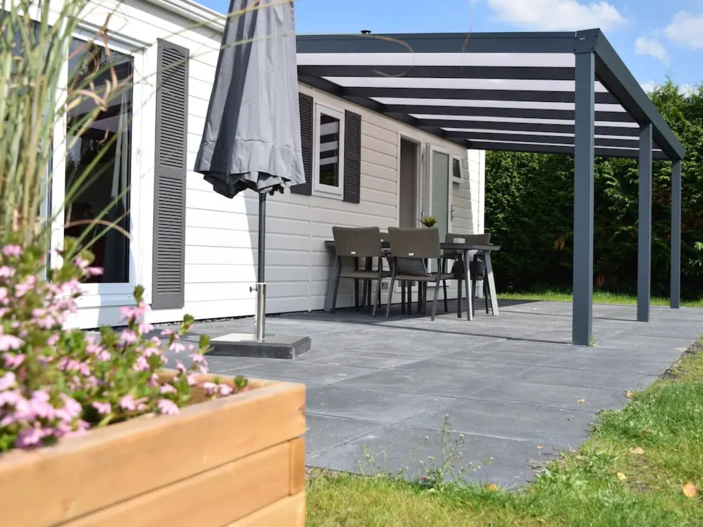 Chalet Retreat Near Forest