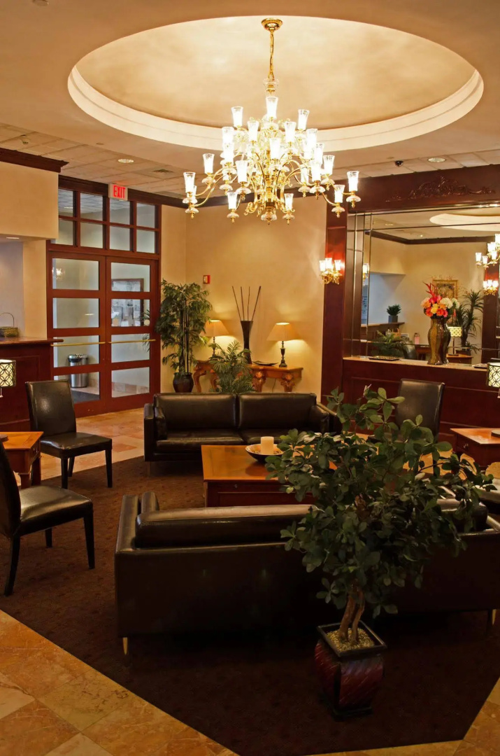 Clarion Hotel & Suites University - Shippensburg