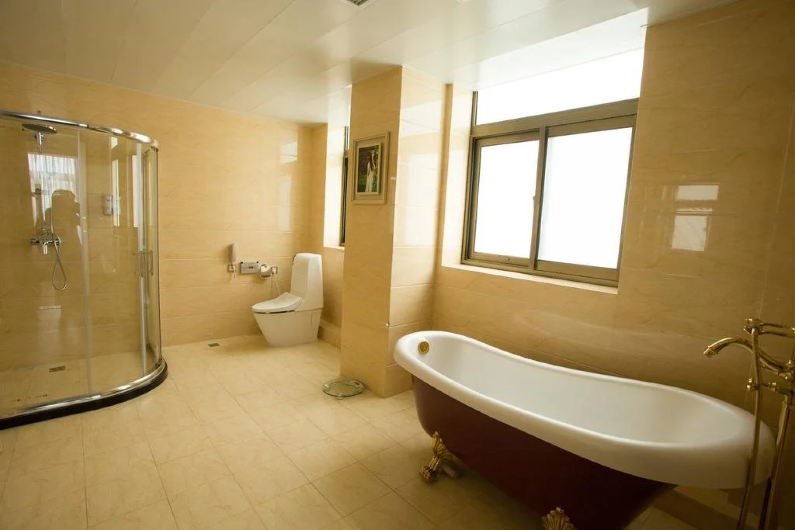 Weihai Happy Hot Spring Hotel