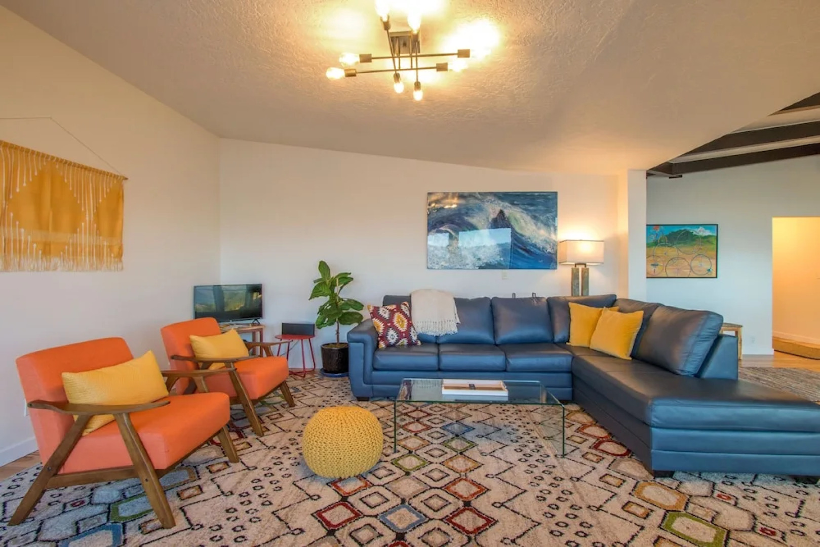 Eye On The Gorge 2 Bedroom Home by RedAwning