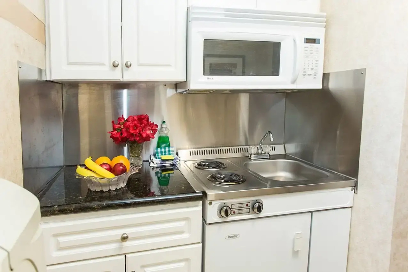 North Vancouver Hotel