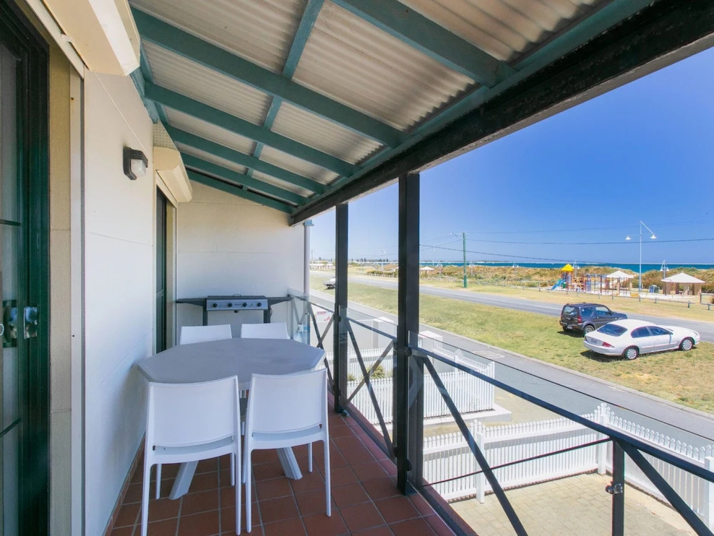 Beach Rd Villas by Rockingham Apartments