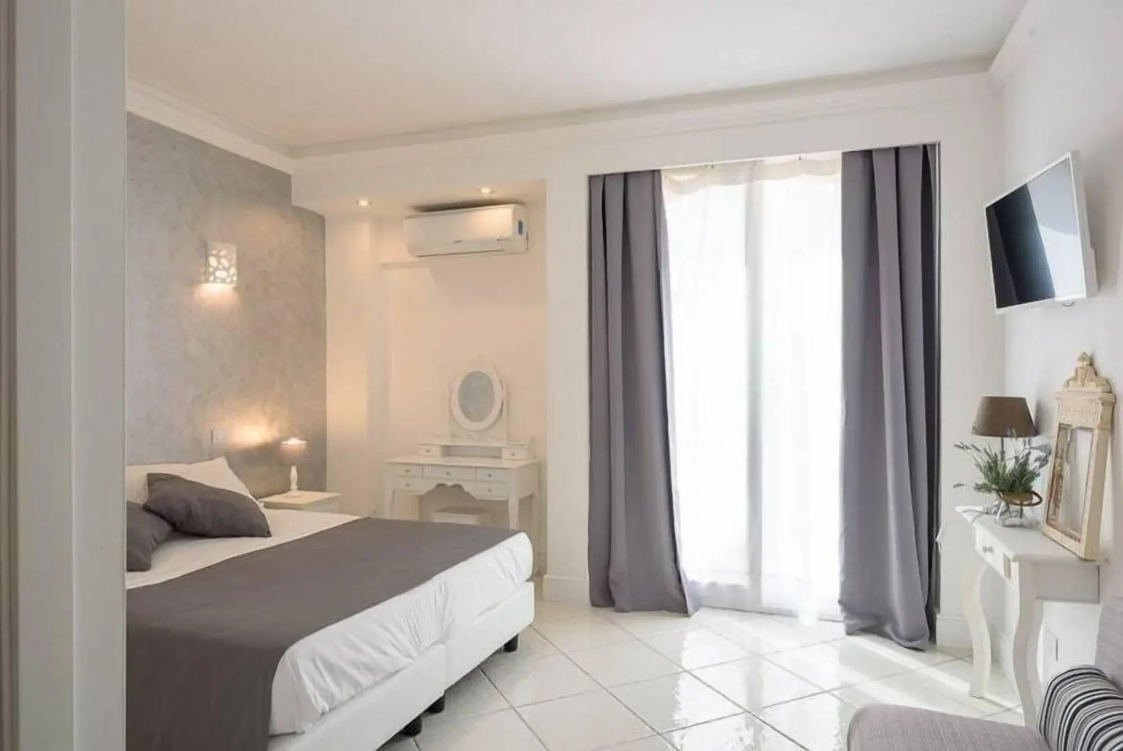 Hotel Bussola di Hermes