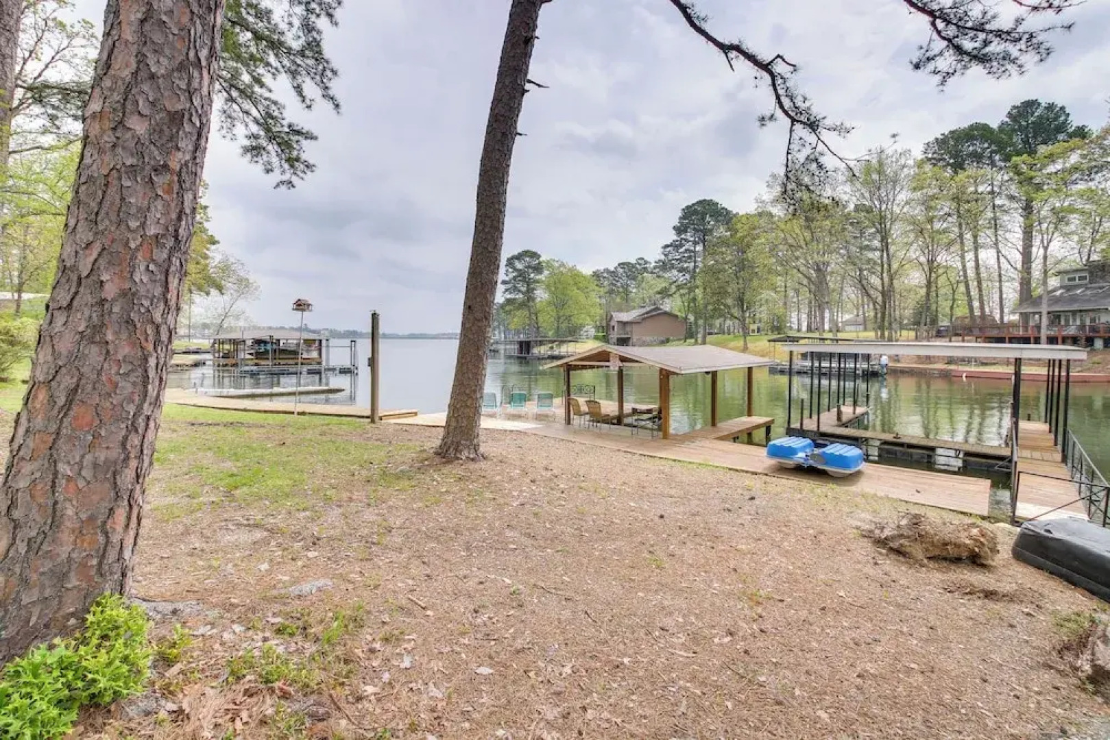 Cozy Lake Cabin w/ Dock in Hot Springs Nat'l Park