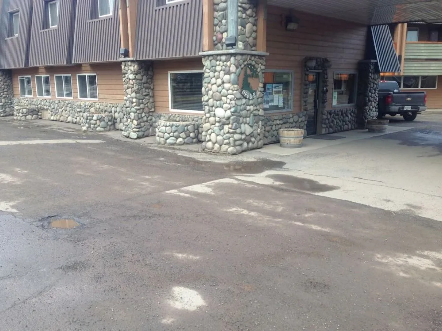 Aspen Inn & Suites