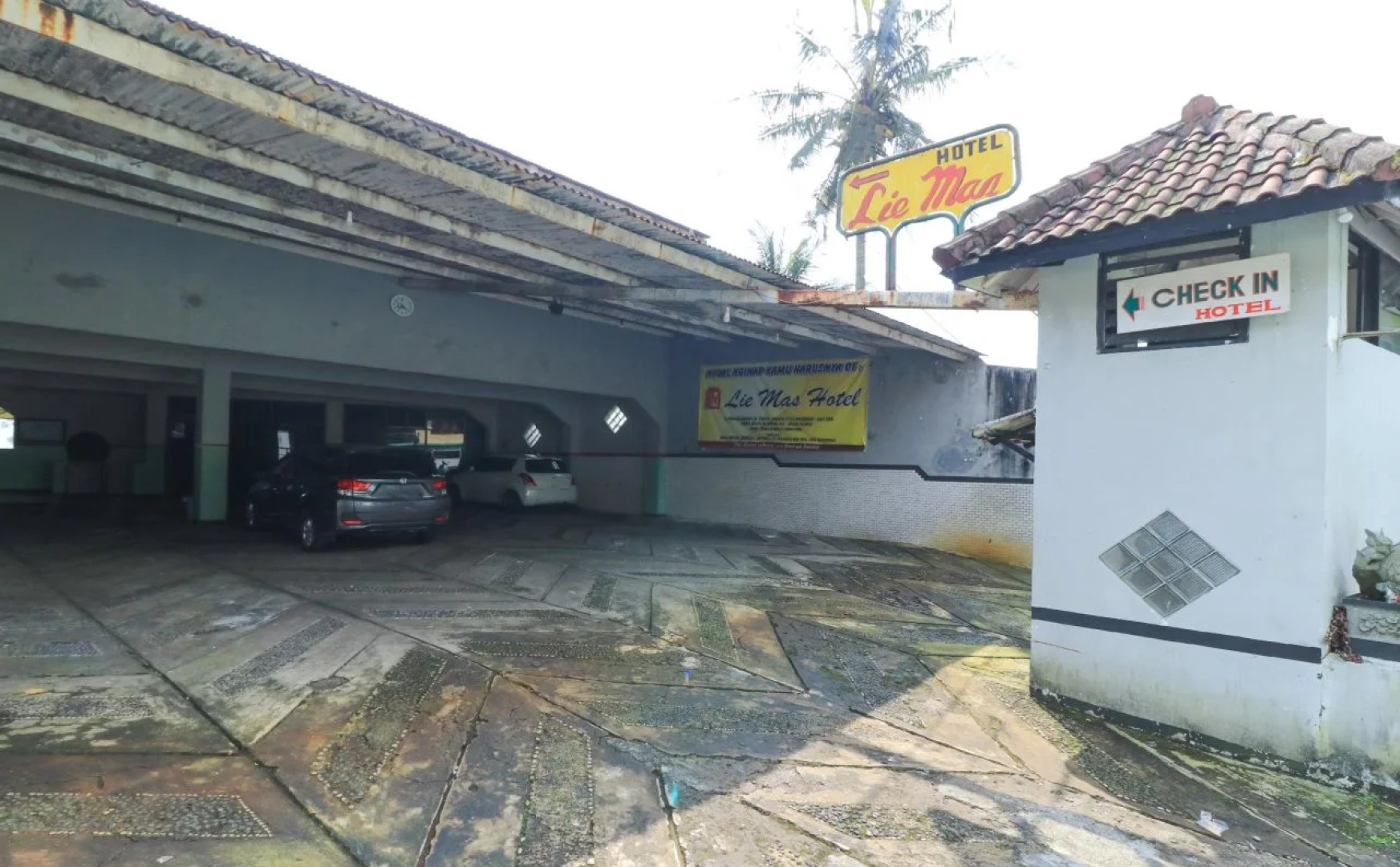 OYO 90132 Lie Mas Hotel