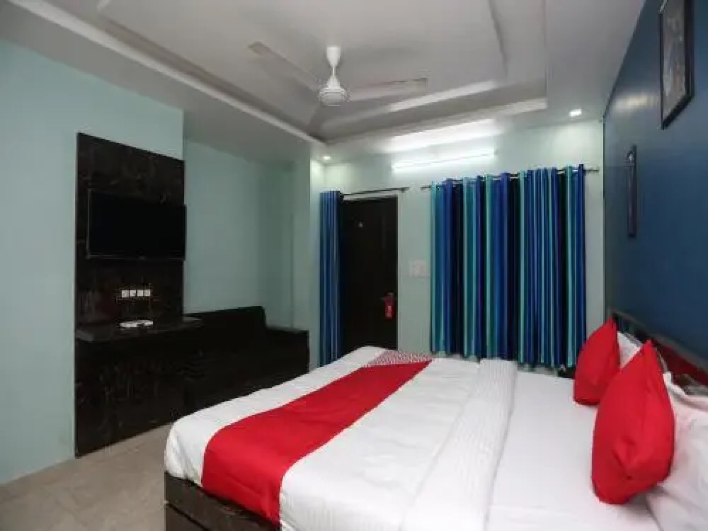 Oyo 26803 Hotel City Inn