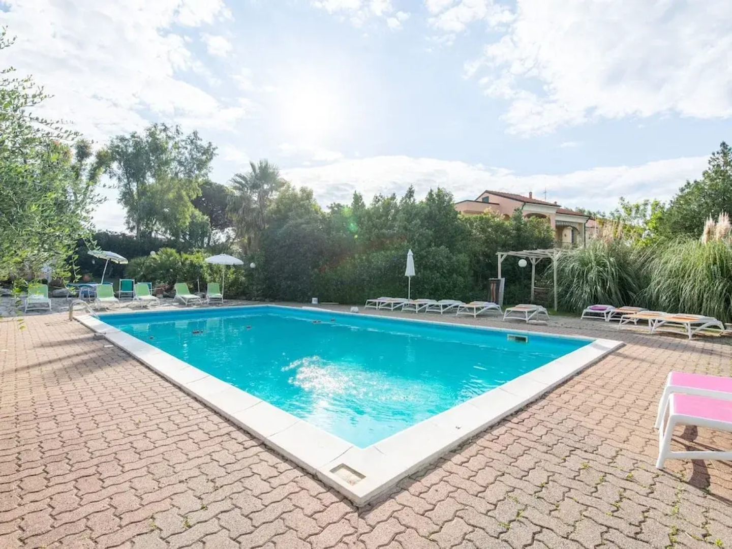 Gorgeous Apartment in Loano With Swimming Pool