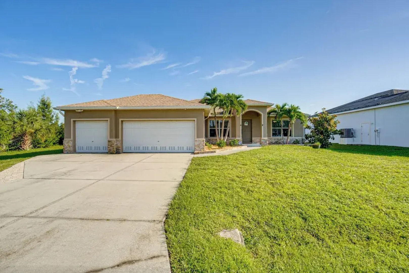 Port Charlotte Oasis w/ Boat Dock: Relax Poolside!