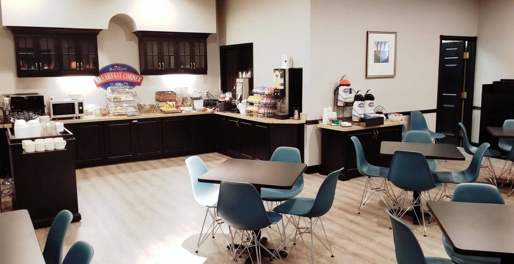 Comfort Inn & Suites Tempe Phoenix Sky Harbor Airport