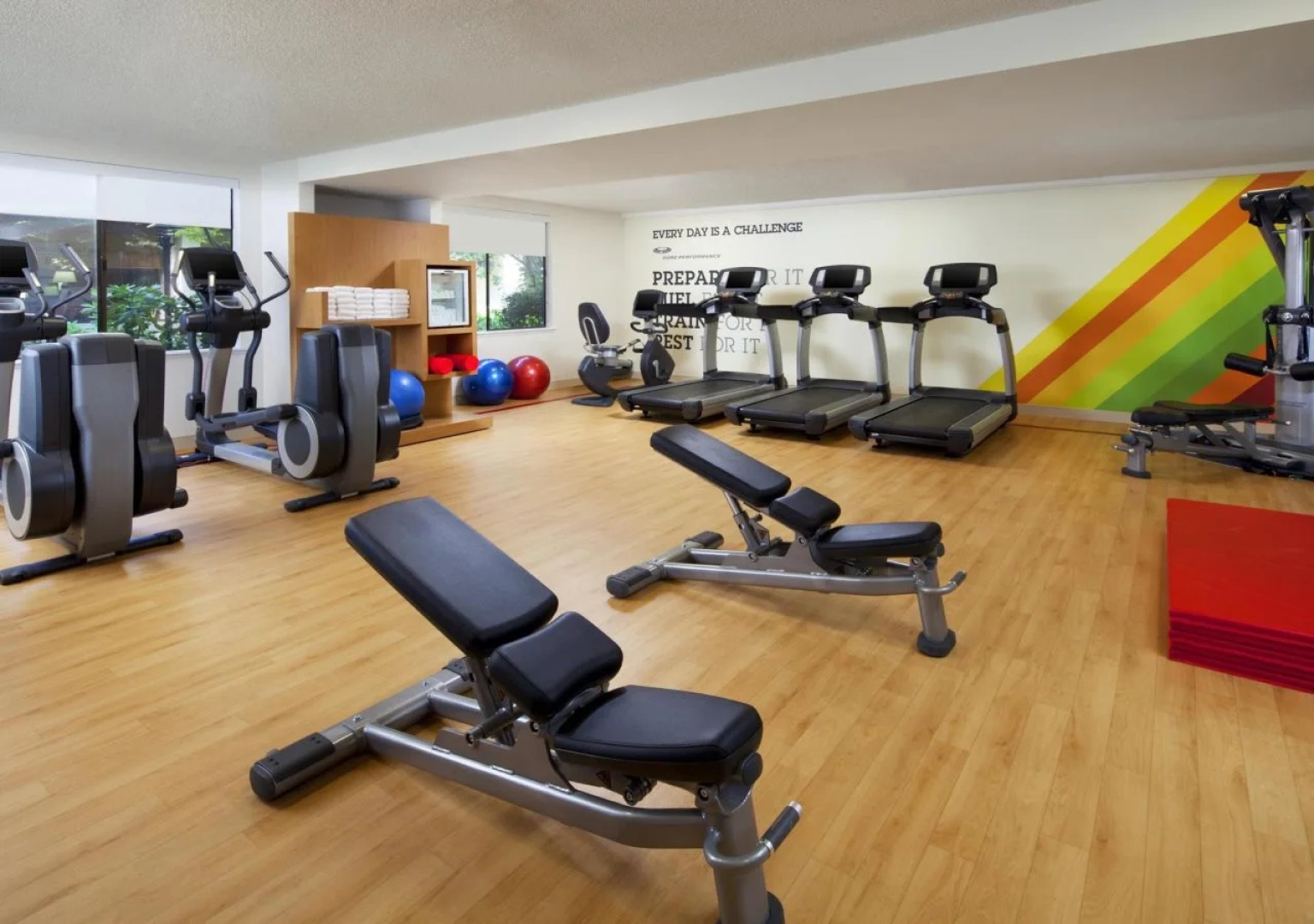 Treehouse Hotel Silicon Valley