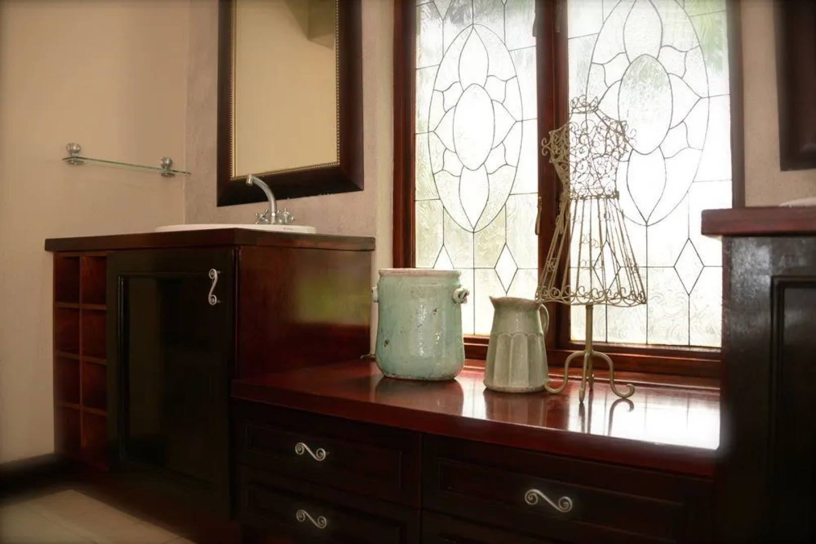 Elegant Manor Guest House