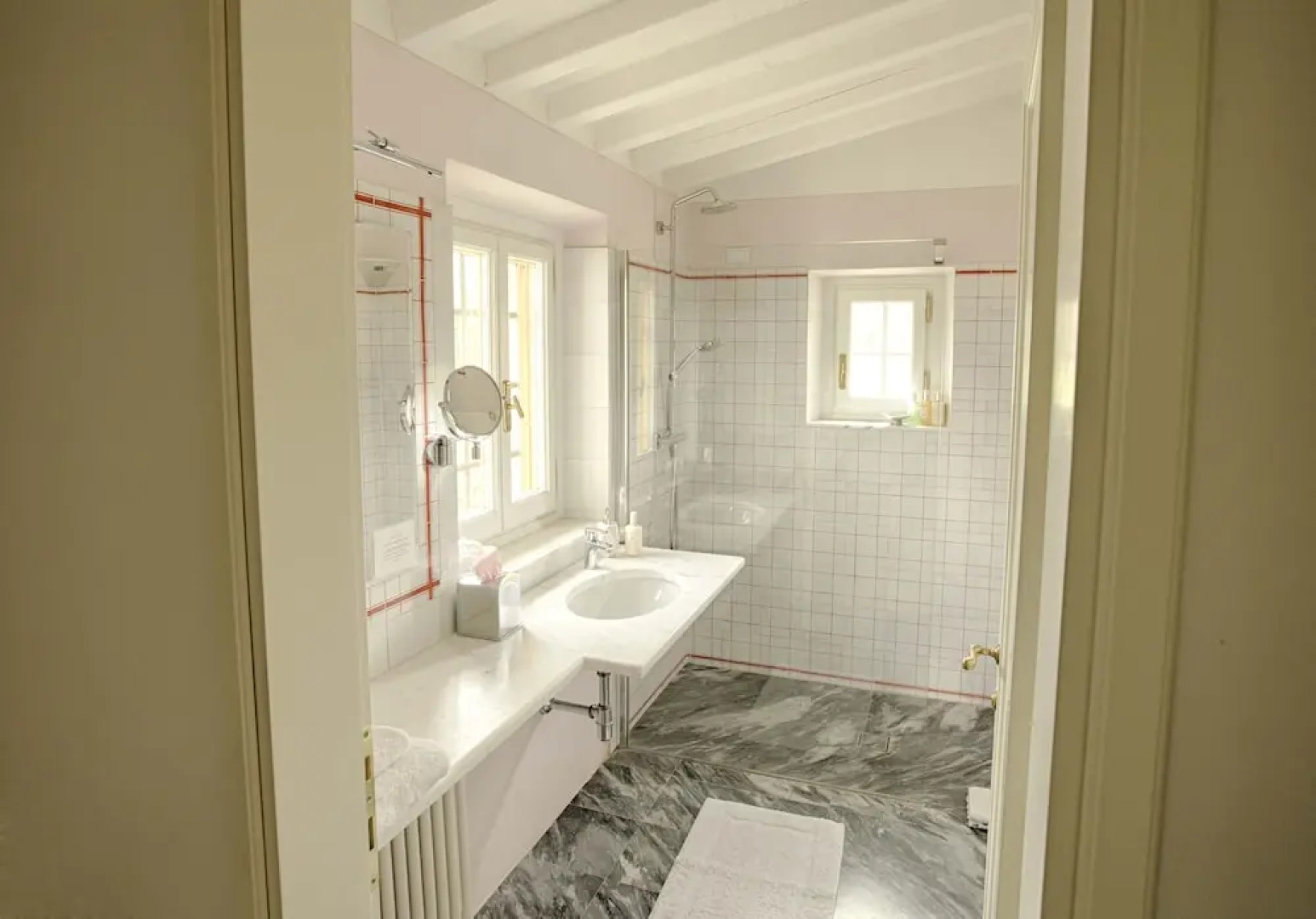 Villa Oliveto - Five Bedroom Home