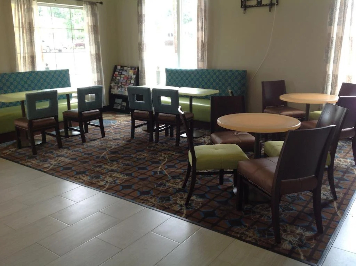 Executive Inn and Suites Jefferson