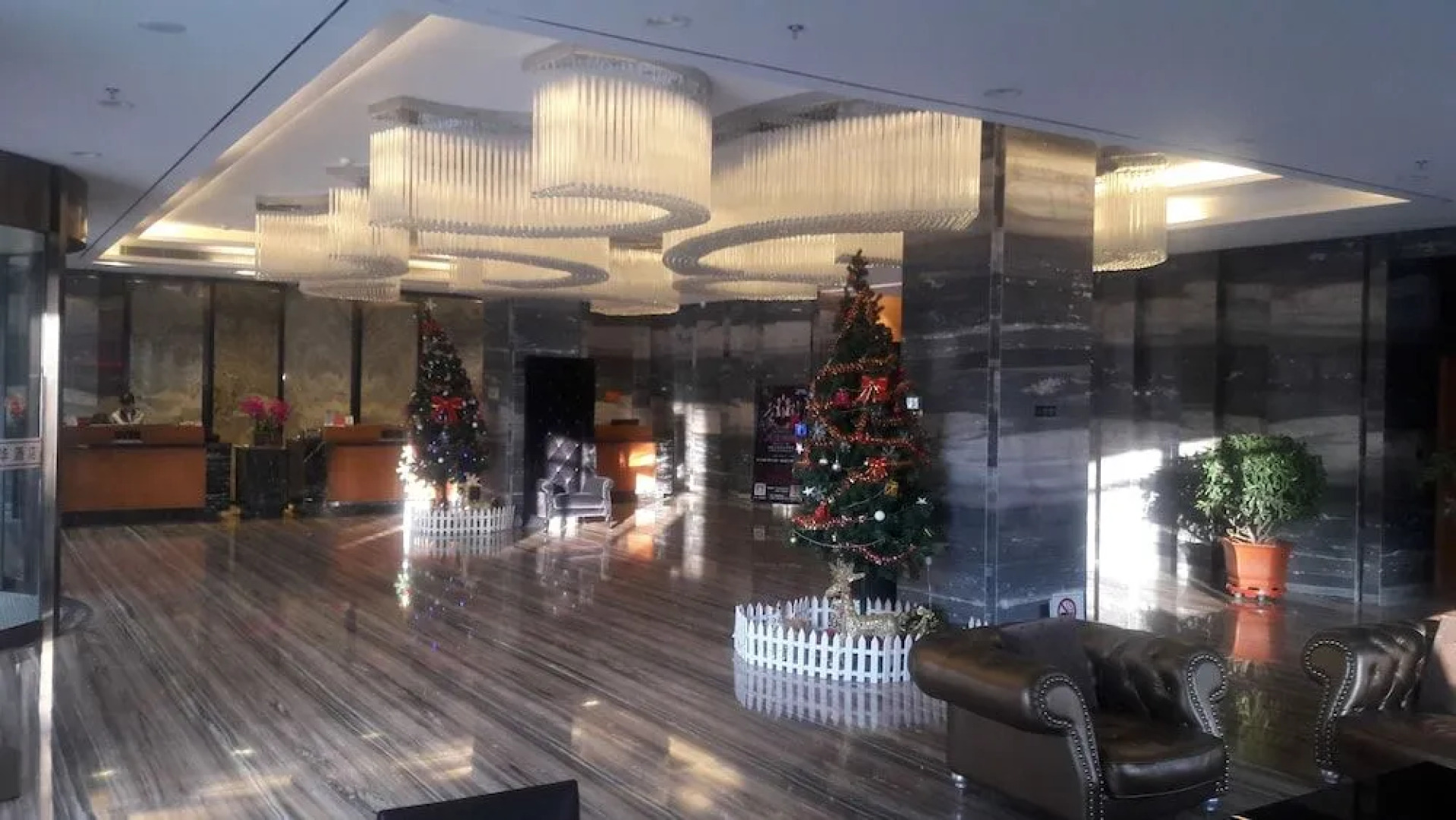 Parkside Plaza Hotel Baiyin