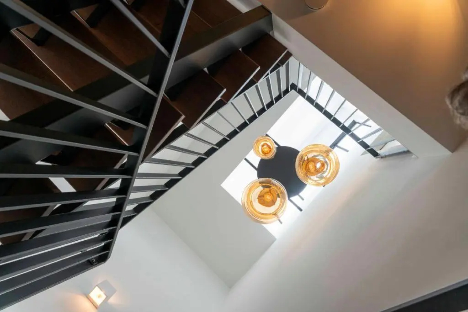 B&W Holiday Apartments