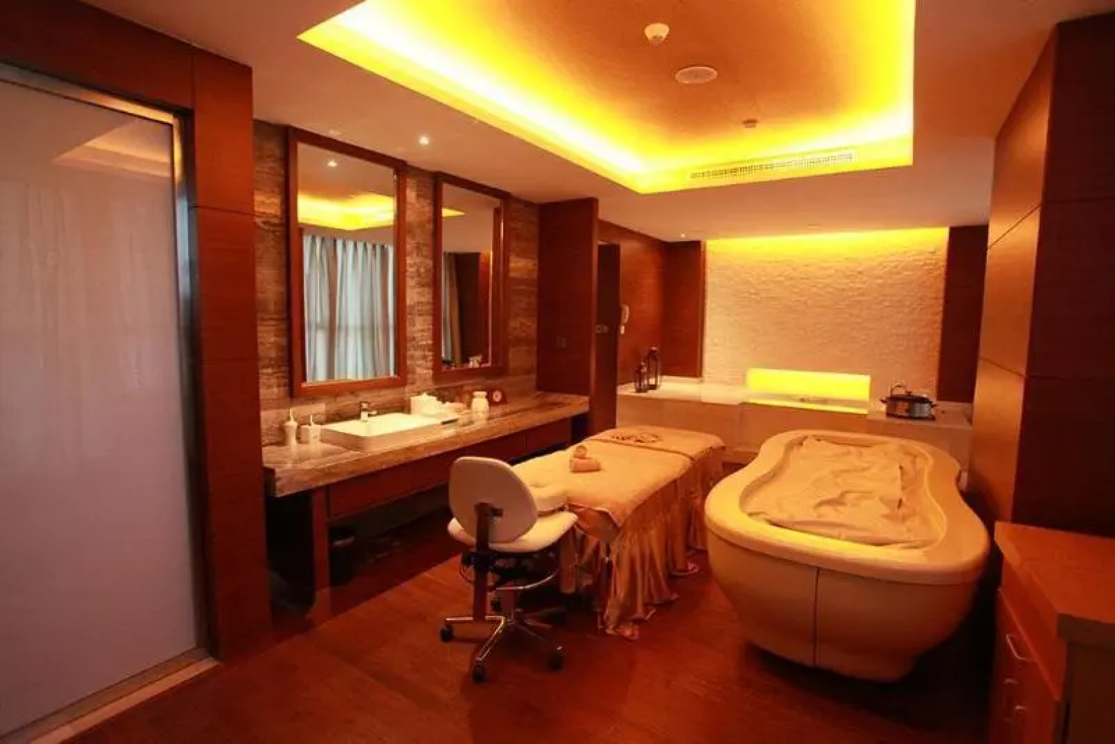 Howard Johnson by Wyndham Tianyu Plaza Yingtan