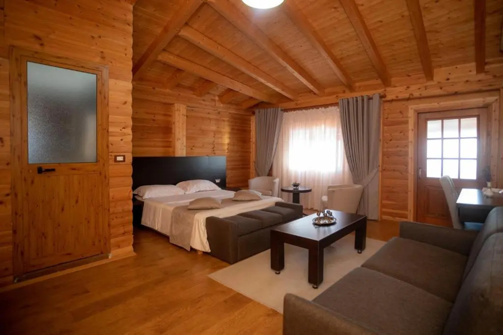 Hotel Shpija e Gjyshit