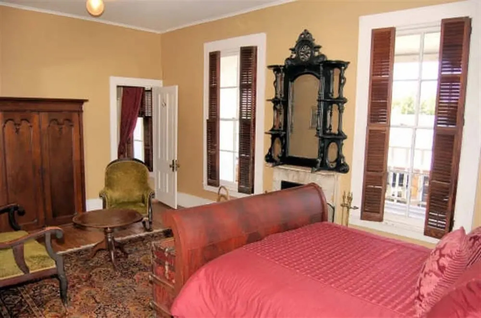 Hotel Léger Restaurant & Saloon