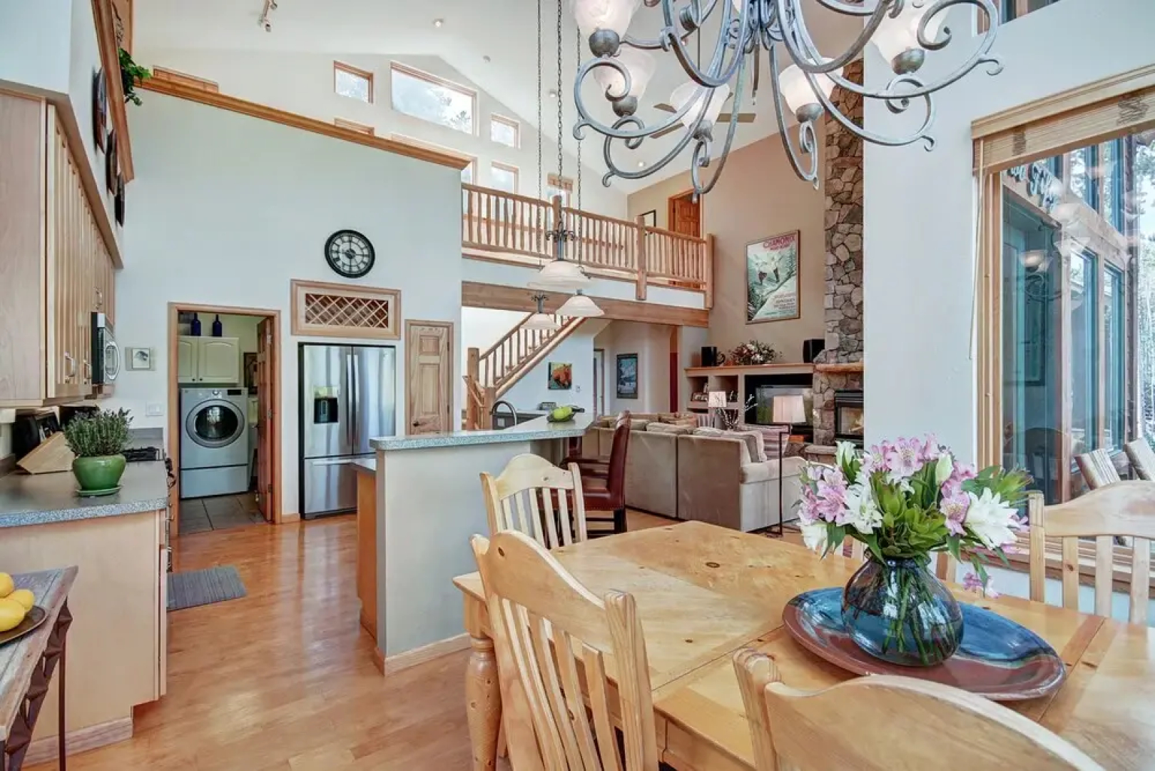 Timber Heights Lodge 3 Bedroom Home by RedAwning