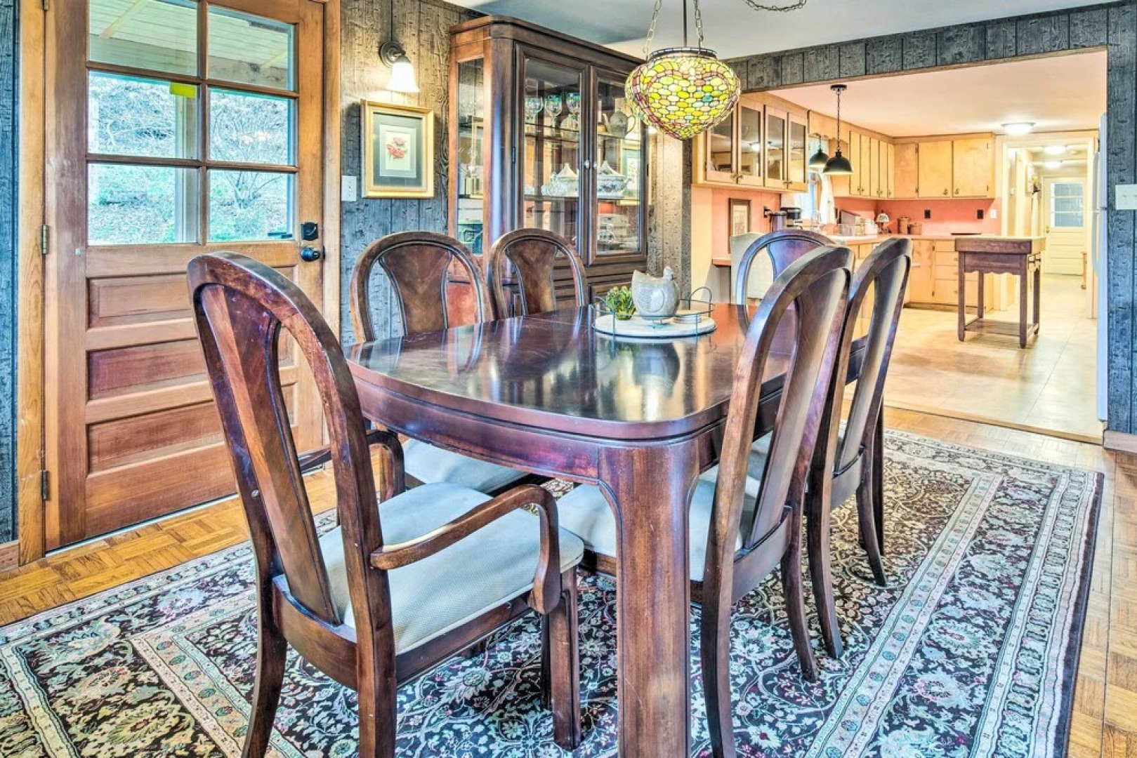 Horse Shoe Getaway - Porch, Grill & Fire Pit!