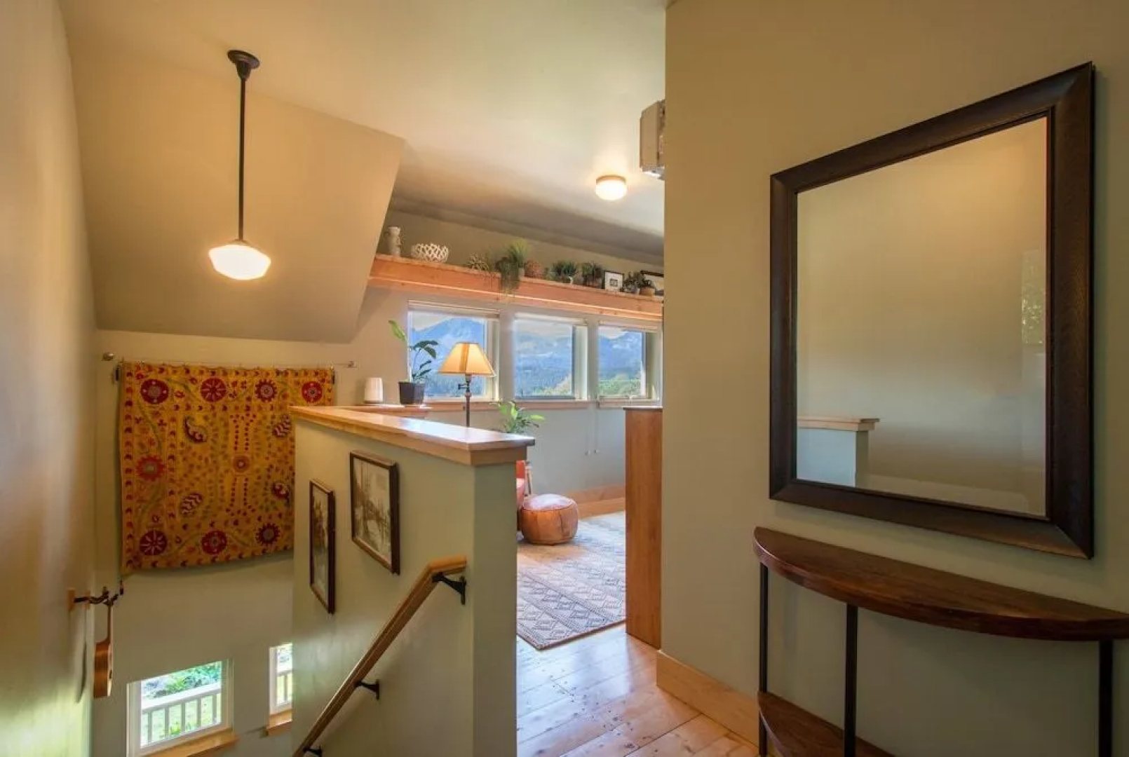 Venture Garden House 1 Bedroom Cottage by Redawning