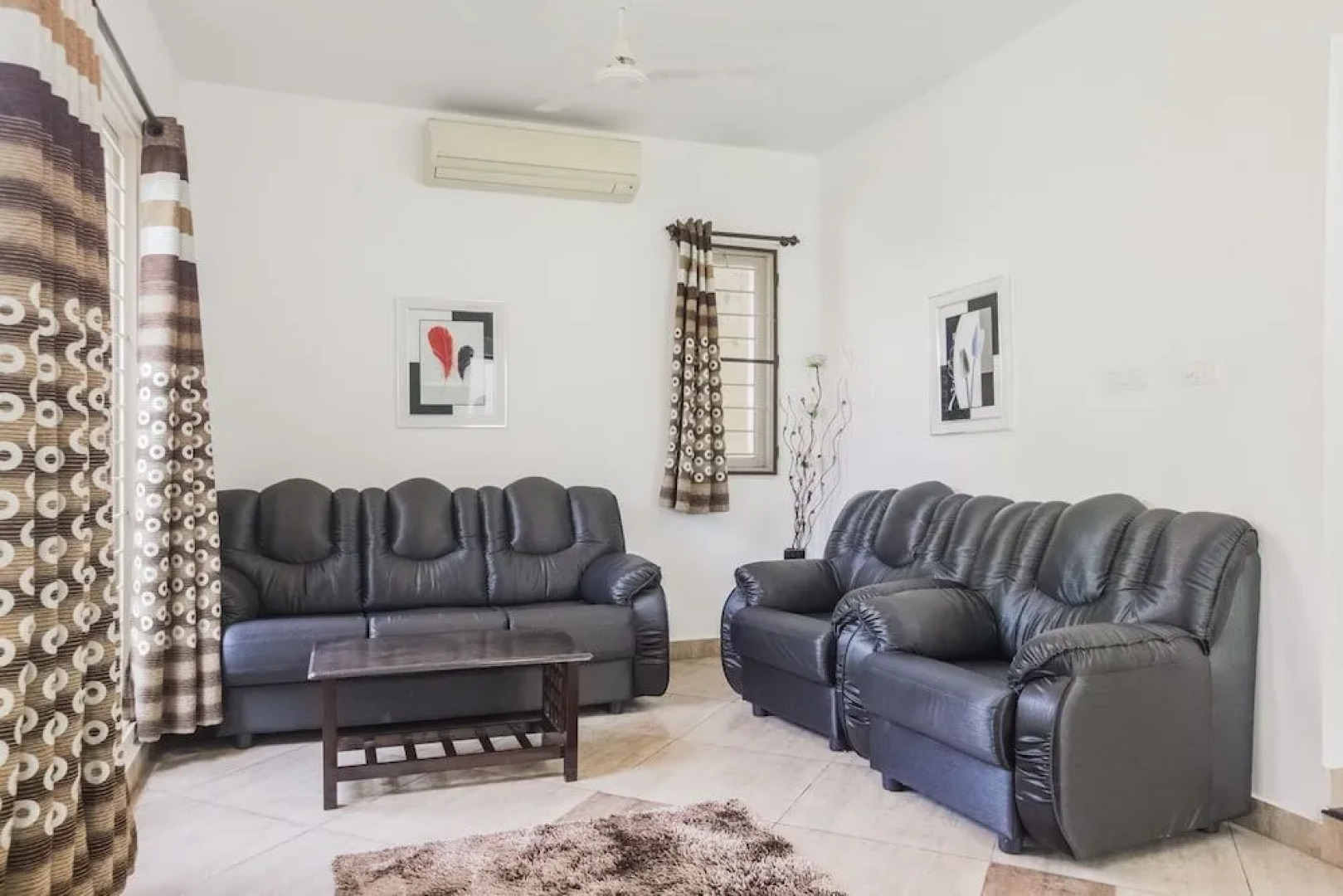 Oyo 46628 Pheonix Inn